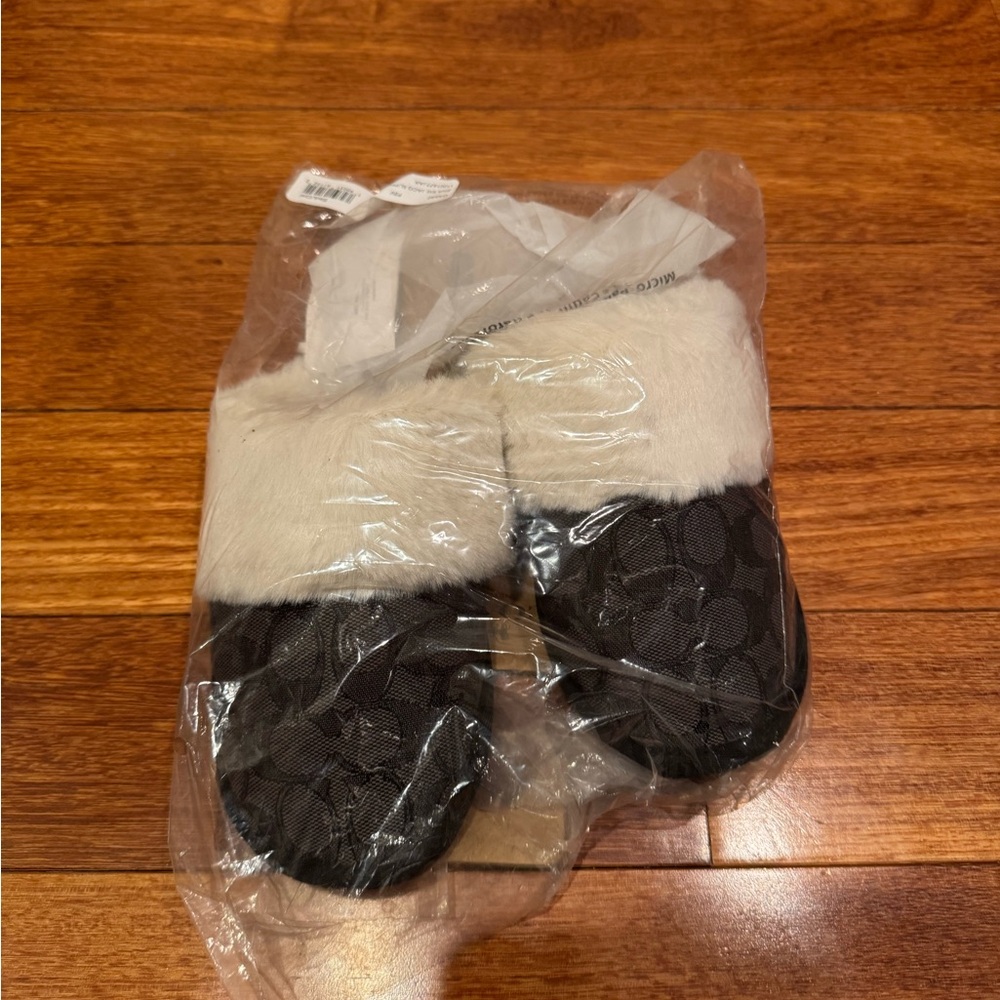 Coach Kids' Black and Cream Cozy Slippers - Picture 2 of 3